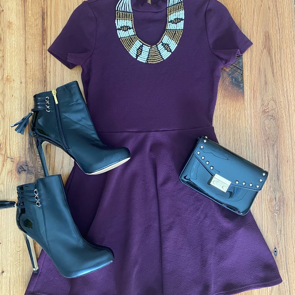 Purple Burgundy Collared Short Sleeve Dress